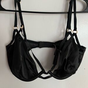 Black satin bra - 34DD